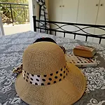 Sunflower - 3 Bedroom Spacious Apartment, Apartment *