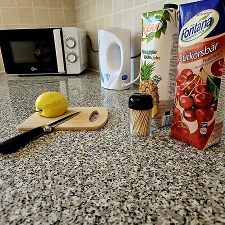 Sunflower - 3 Bedroom Spacious Apartment, 아파트 페이야