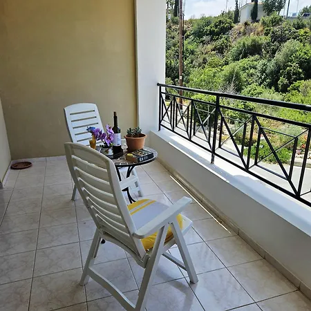 Sunflower - 3 Bedroom Spacious Apartment,