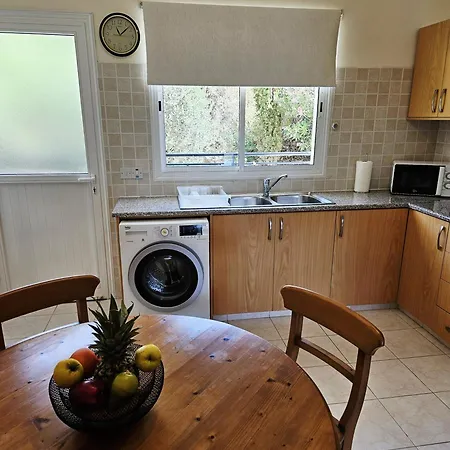 Sunflower - 3 Bedroom Spacious Apartment, Daire