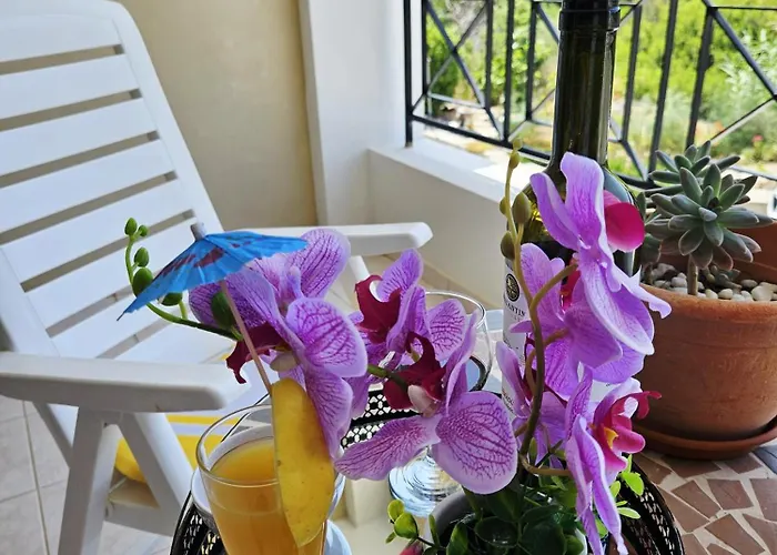 Sunflower - 3 Bedroom Spacious Apartment, *