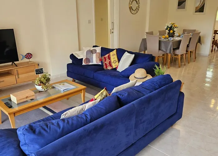 Sunflower - 3 Bedroom Spacious Apartment, Apartmán